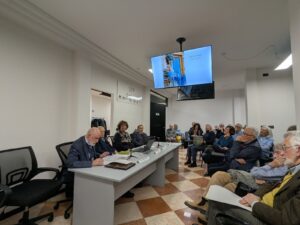 16a861f7-7d75-436e-8847-5b698b7bf834